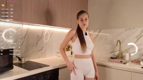 Bella online show from 10-27-25, 05:55