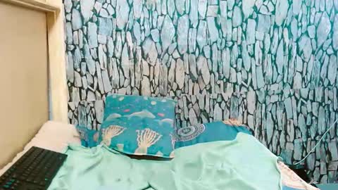 Snapshot of caramelminxxx1 chatting on 02-13-26, 07:04 caramelminxxx1 online show from 02-13-26, 07:04