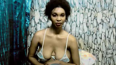 caramelminxxx1 online show from 05-06-26, 06:52