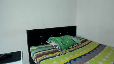 Snapshot of cardrey05 chatting on 06-18-26, 09:41 Carlos and Cristian online show from 06-18-26, 09:41