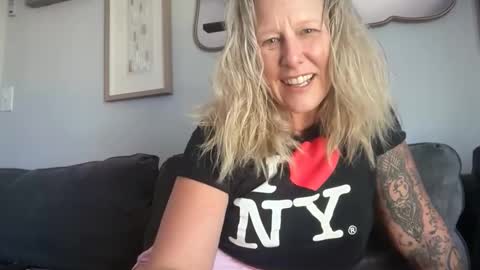 carebear5719 online show from 03-20-26, 05:07