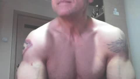 Snapshot of carin_the_body chatting on 06-04-26, 06:58 Laz online show from 06-04-26, 06:58