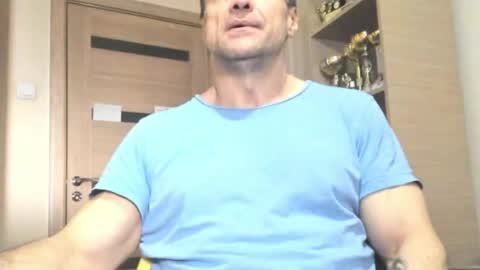 Snapshot of carin_the_body chatting on 06-07-26, 02:54 Laz online show from 06-07-26, 02:54