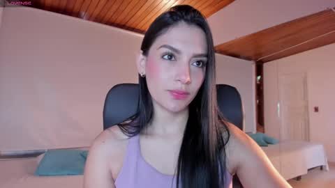 Snapshot of carina_rossi chatting on 02-17-25, 12:16 Carina online show from 02-17-25, 12:16