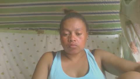 carinesexy69 online show from 04-01-26, 11:00