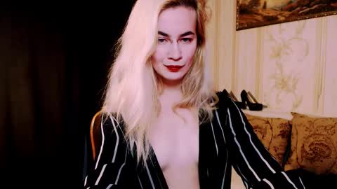 Carin online show from 11-10-25, 07:02