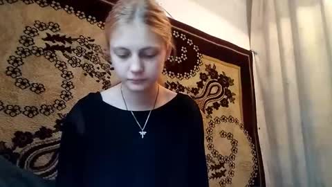 Kira online show from 05-21-26, 02:18