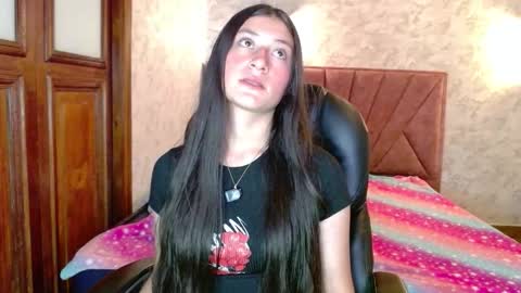 Carito online show from 01-15-26, 04:17