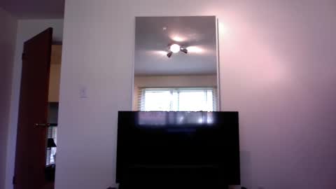 Snapshot of carl_beauchamp chatting on 11-02-25, 06:32 CarlBeauXXX online show from 11-02-25, 06:32