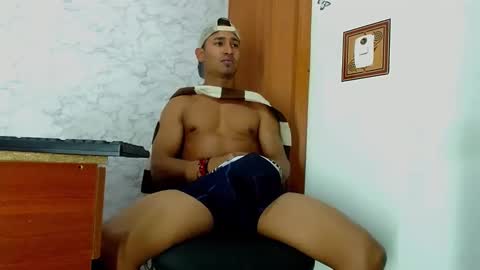 carl_jhonson1 online show from 12-23-24, 04:17