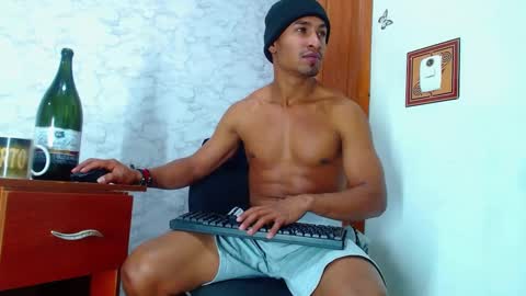 carl_jhonson1 online show from 12-27-24, 07:24