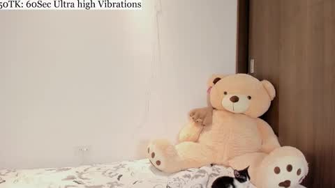 Carla online show from 09-30-25, 02:05