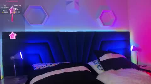 carla online show from 11-04-25, 04:11