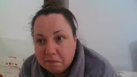 Carlaruth online show from 10-28-25, 05:04