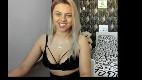 Snapshot of carlastacefun chatting on 04-27-26, 05:49 CarlaStaceFun online show from 04-27-26, 05:49