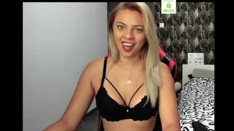 Snapshot of carlastacefun chatting on 06-23-26, 03:59 CarlaStaceFun online show from 06-23-26, 03:59