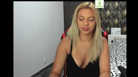 Snapshot of carlastacefun chatting on 06-24-26, 03:49 CarlaStaceFun online show from 06-24-26, 03:49