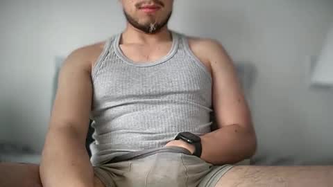 Snapshot of carlcarlinches4 chatting on 10-21-25, 01:12 carlcarlinches4 online show from 10-21-25, 01:12