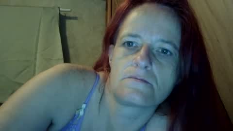 carleeswoman08 online show from 12-09-24, 01:24