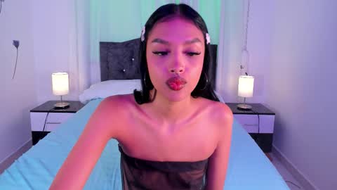 Snapshot of carley_lux chatting on 09-09-25, 05:45 carley lux online show from 09-09-25, 05:45