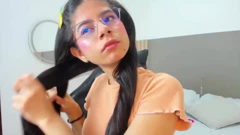 C A R L I N A online show from 04-08-26, 12:27