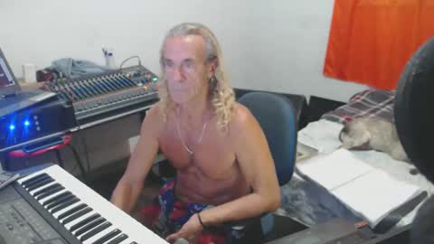 carlos online show from 03-28-26, 02:11