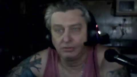 carlos712009 online show from 04-10-26, 08:08