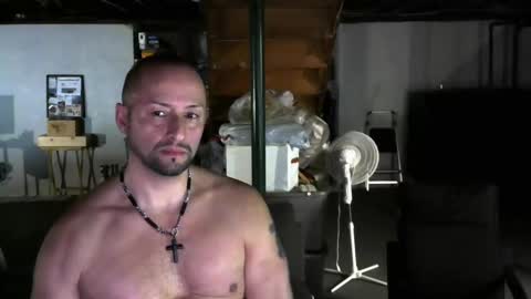 Snapshot of carltun1974 chatting on 12-22-24, 08:49 Carl online show from 12-22-24, 08:49