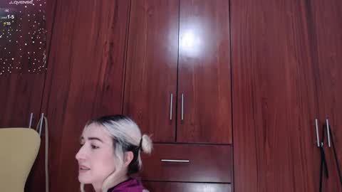 Snapshot of carly_grasso chatting on 02-09-25, 03:32 carly grasso online show from 02-09-25, 03:32