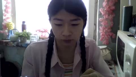 CarlyJoy online show from 04-06-26, 09:10