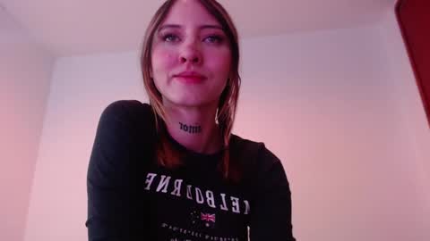 Snapshot of carmennrusso chatting on 02-26-25, 12:05 carmennrusso online show from 02-26-25, 12:05