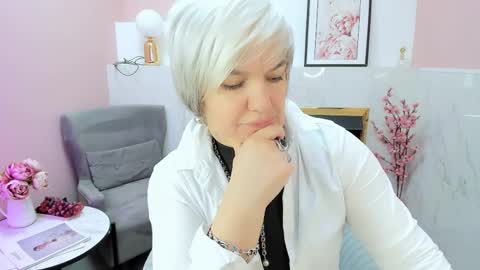 Carmen online show from 04-08-26, 10:59