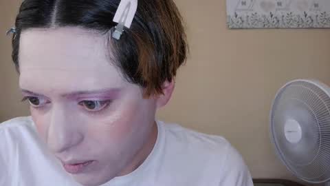 Brooke online show from 03-25-26, 08:59