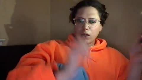 Brooke online show from 04-10-26, 09:14