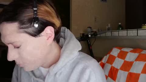 Brooke online show from 04-15-26, 08:54