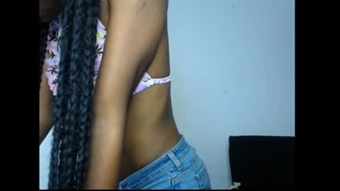 caroline online show from 05-14-26, 03:57