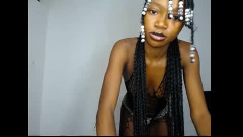 Snapshot of carobaby8 chatting on 06-20-26, 04:26 caroline online show from 06-20-26, 04:26
