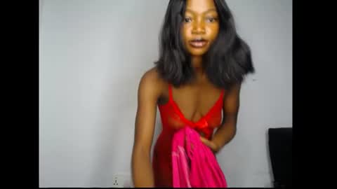 Snapshot of carobaby8 chatting on 07-02-26, 04:07 caroline online show from 07-02-26, 04:07