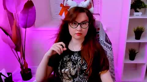 Snapshot of carol_carmen chatting on 07-17-26, 12:17 Carol online show from 07-17-26, 12:17