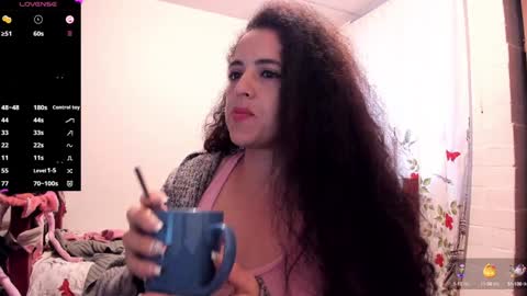 Snapshot of carol_diazz chatting on 01-26-25, 01:04 carol I broadcast from 3-9 pm Chicago USA online show from 01-26-25, 01:04