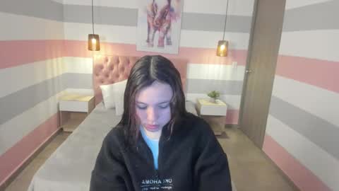 Snapshot of carol_pinter chatting on 02-28-25, 12:52 Carol online show from 02-28-25, 12:52