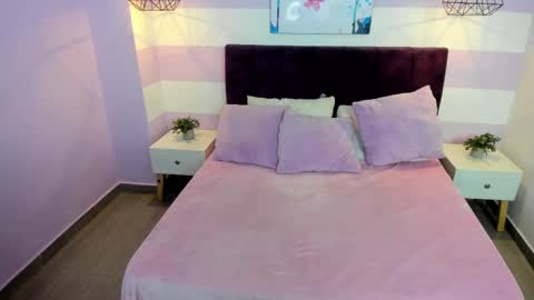 Snapshot of carol_pinter chatting on 03-08-25, 03:13 Carol online show from 03-08-25, 03:13