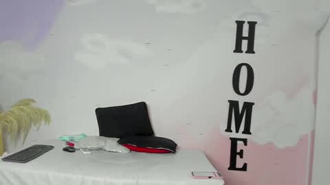 Snapshot of carolay759687 chatting on 01-27-25, 10:06 carolay759687 online show from 01-27-25, 10:06