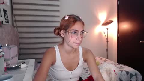 Snapshot of carolayn12 chatting on 12-06-24, 05:53 Carolayn online show from 12-06-24, 05:53