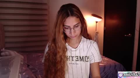 Snapshot of carolayn12 chatting on 01-16-25, 06:03 Carolayn online show from 01-16-25, 06:03