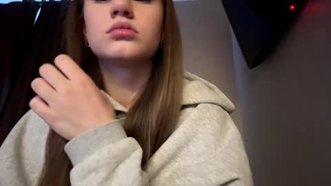 Snapshot of carolecronan chatting on 01-07-26, 08:39 Lisa online show from 01-07-26, 08:39