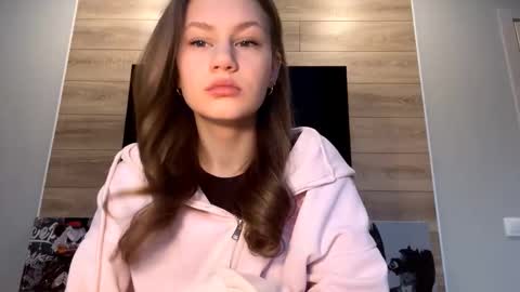 Snapshot of carolecronan chatting on 02-06-26, 06:07 Lisa online show from 02-06-26, 06:07