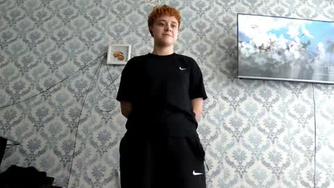 Snapshot of carolegibson chatting on 04-09-26, 07:36 Mary online show from 04-09-26, 07:36