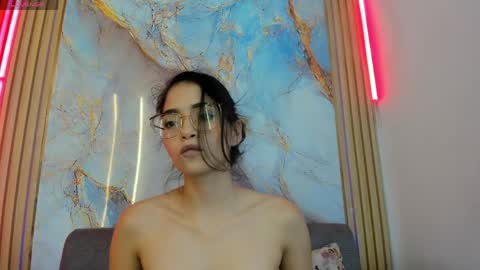 CAROLINA  online show from 04-01-26, 11:46