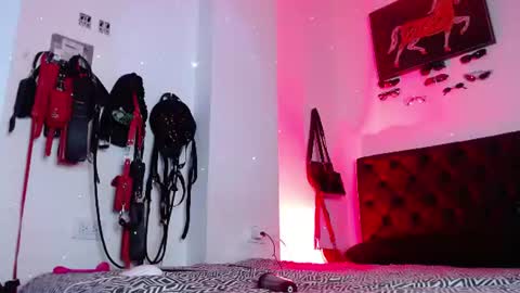Snapshot of carolina_blue_ chatting on 06-21-26, 12:24 Soft Carolina online show from 06-21-26, 12:24